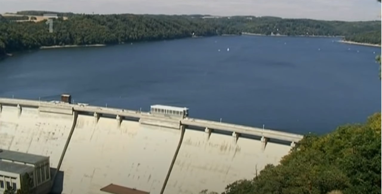 Vranovská přehrada, Zatopené osudy