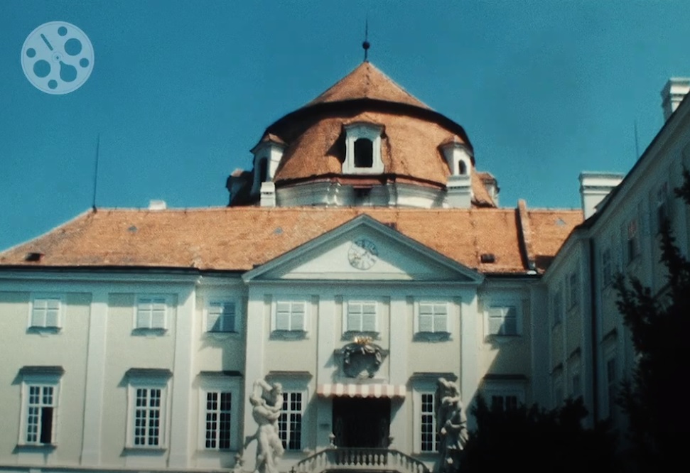 Vranovský zámek, 1991